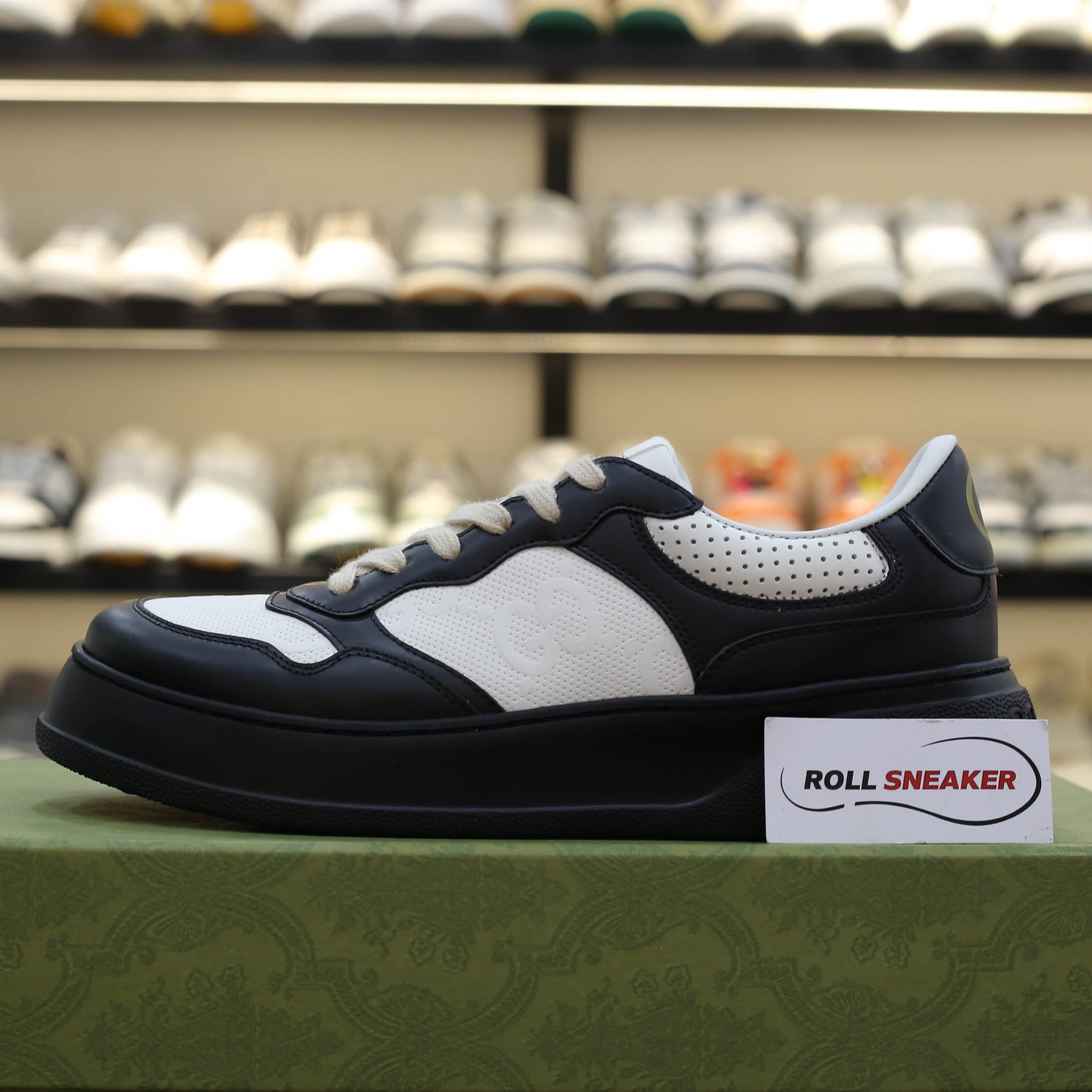 Giày Gucci GG Sneaker Black White leather họa tiết GG dập nổi Best Quality