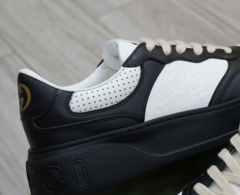 Giày Gucci GG Sneaker Black White leather họa tiết GG dập nổi Best Quality