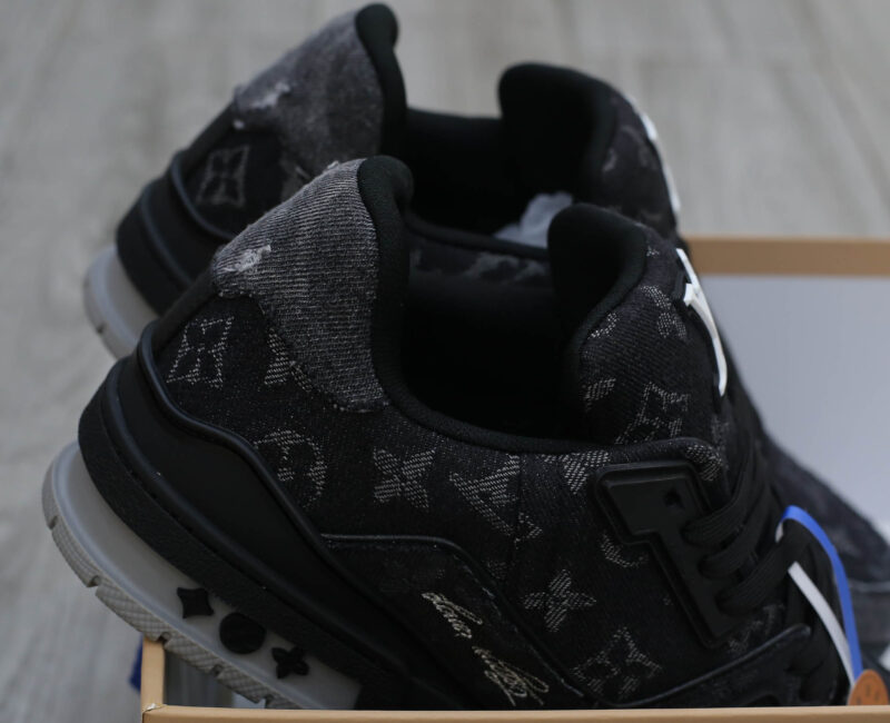 Giày Louis Vuitton LV Trainers 'Black' Like Auth