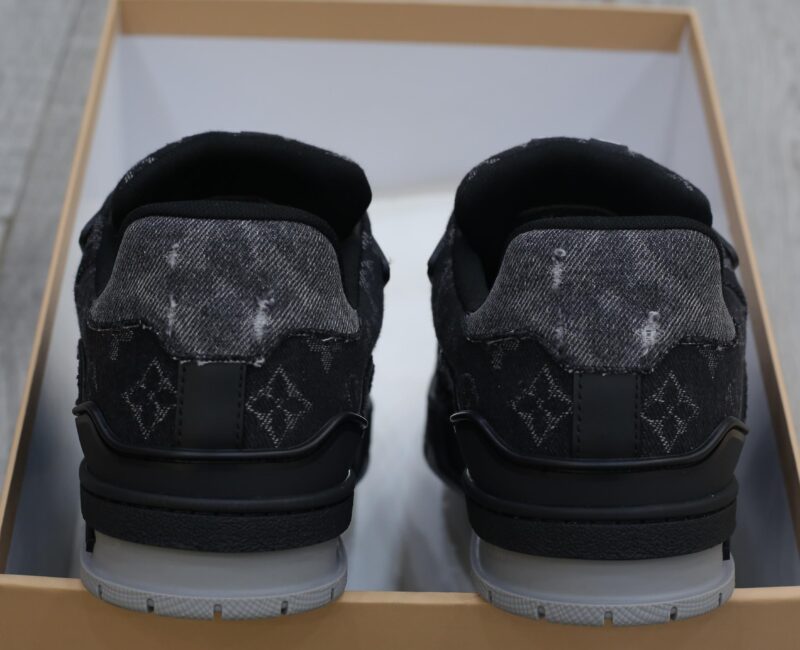 Giày Louis Vuitton LV Trainers 'Black' Like Auth