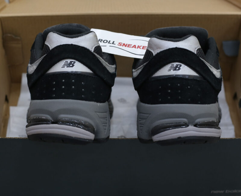 Giày New Balance 2002R ‘Black Dark’ Like Auth