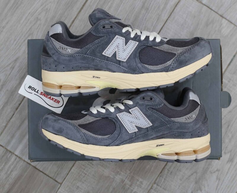 Giày New Balance 2002R ‘Vintage Black’ Like Auth