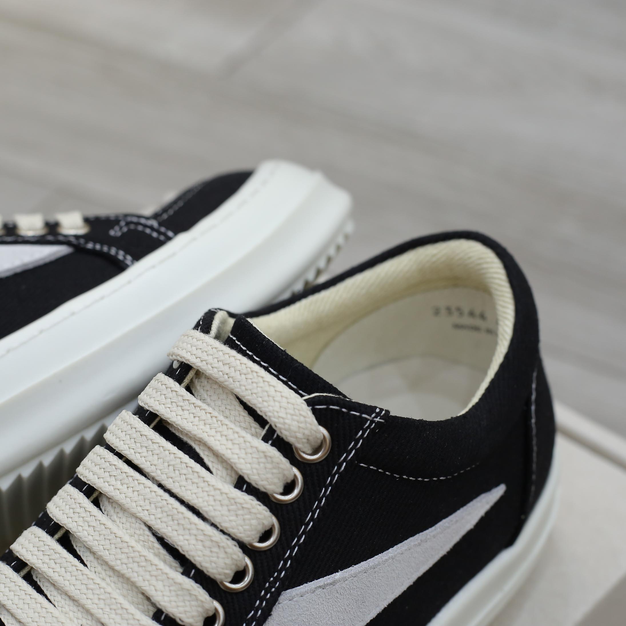 Giày Rick Owens Vintage ‘Black Milk White’ Canvas Best Quality