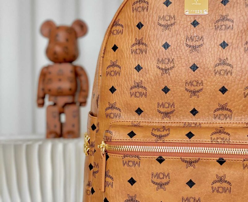 Balo MCM Stark Side Studs Visetos màu Cognac Medium Best Quality
