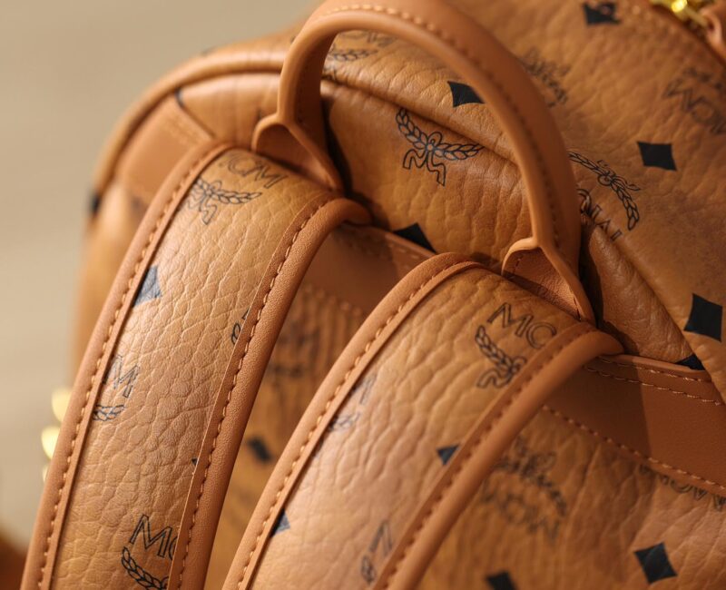 Balo MCM Stark Side Studs Visetos màu Cognac Medium Best Quality