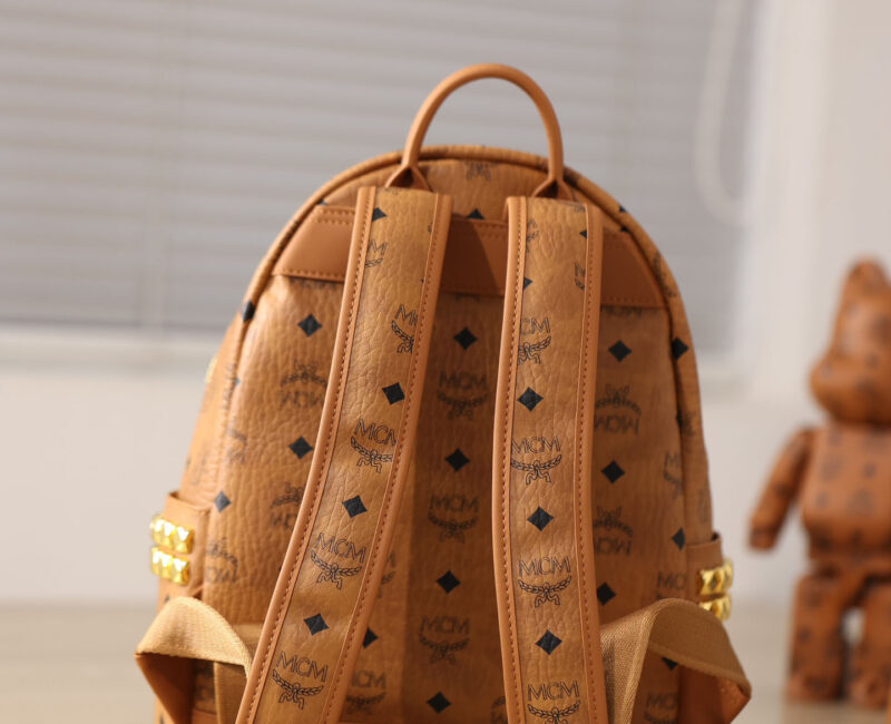 Balo MCM Stark Side Studs Visetos màu Cognac Medium Best Quality