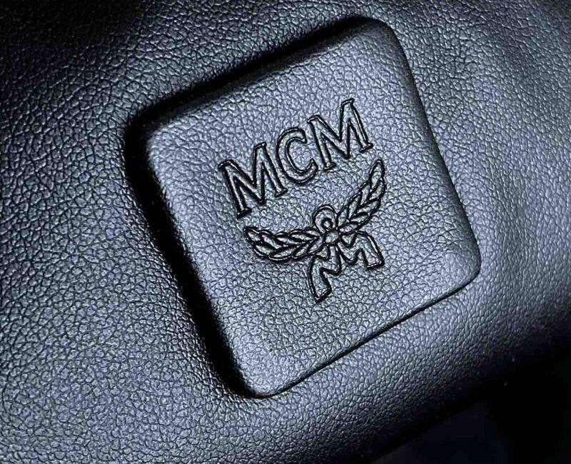 Balo MCM Stark Side Studs Visetos màu Cognac Medium Best Quality