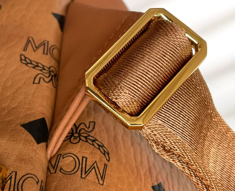 Balo MCM Stark Side Studs Visetos màu Cognac Medium Best Quality