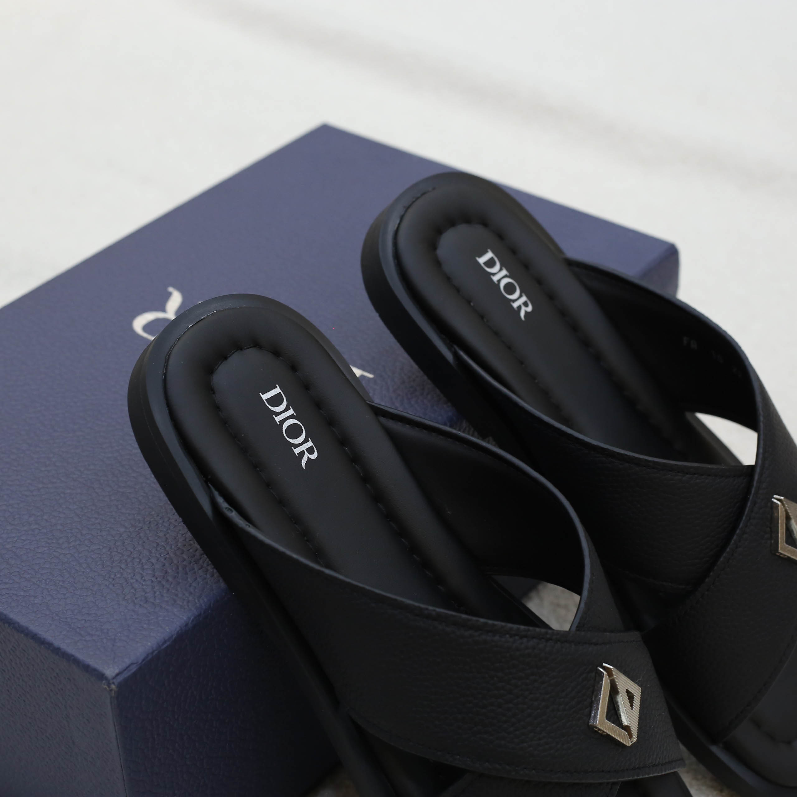 Dép Dior Alias Sandal Black Grained Calfskin Best Quality