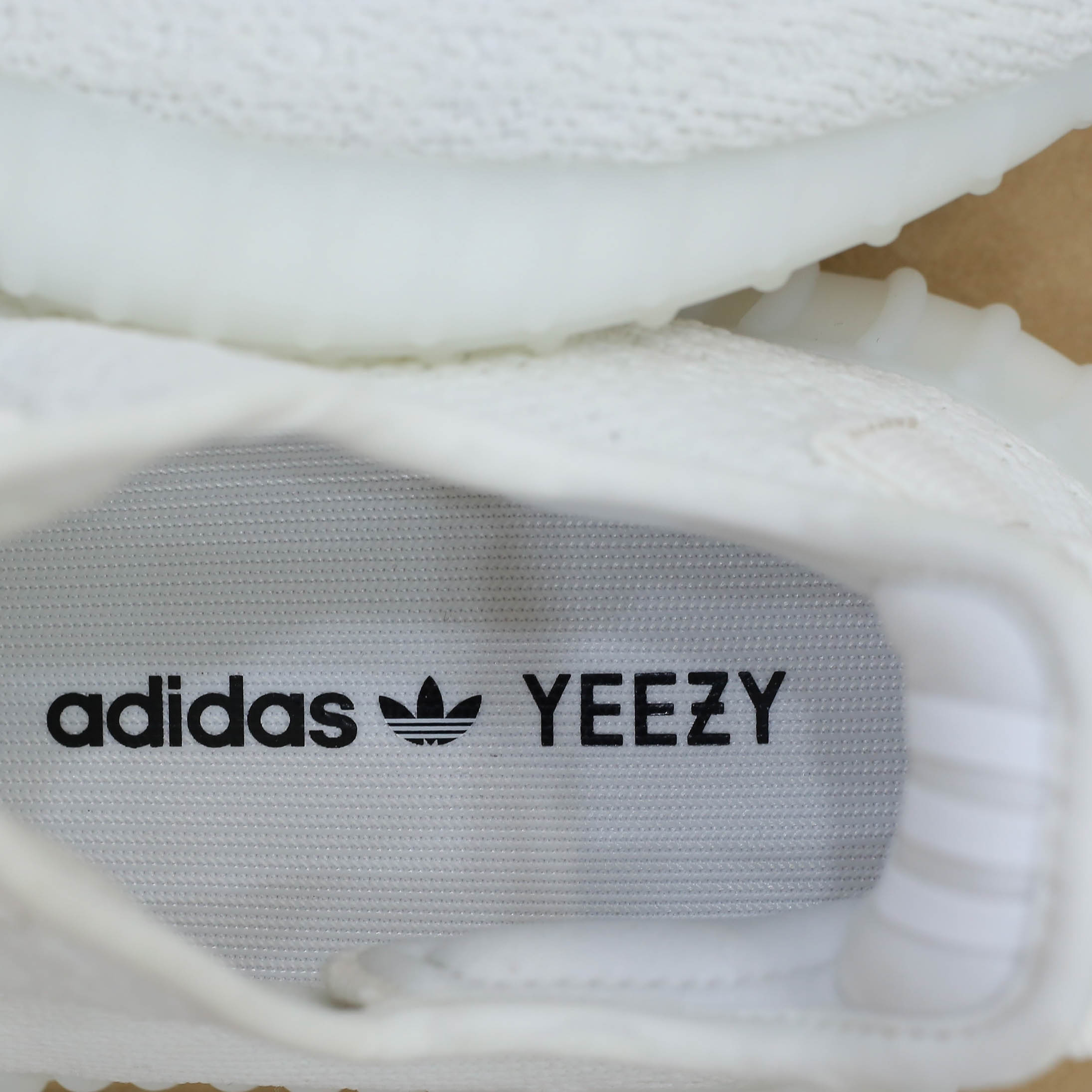 Giày Adidas Yeezy 350 V2 Cream White Best Quality