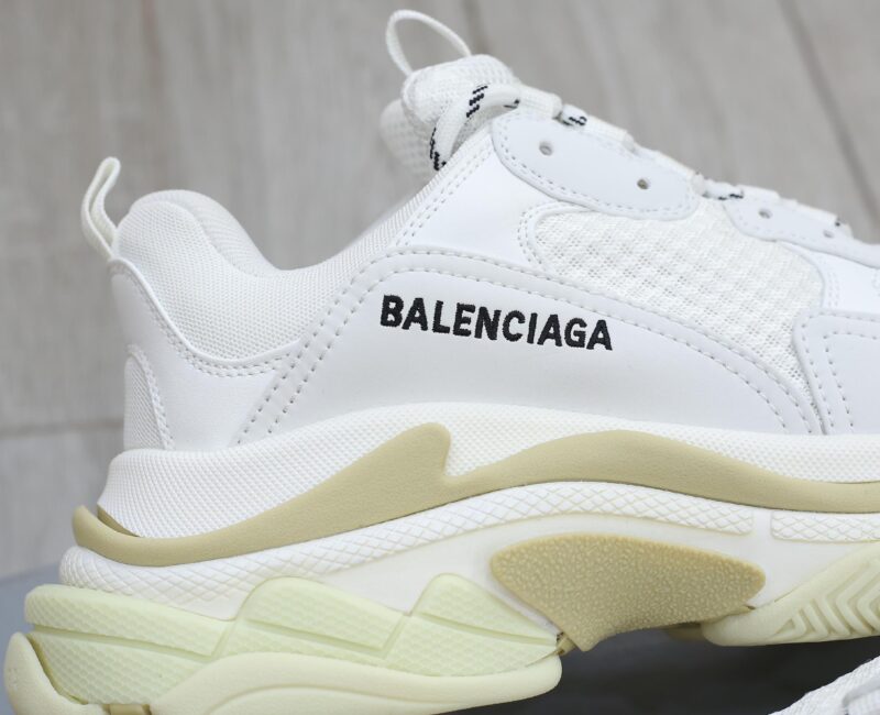 Giày Balenciaga Triple S White Best Quality