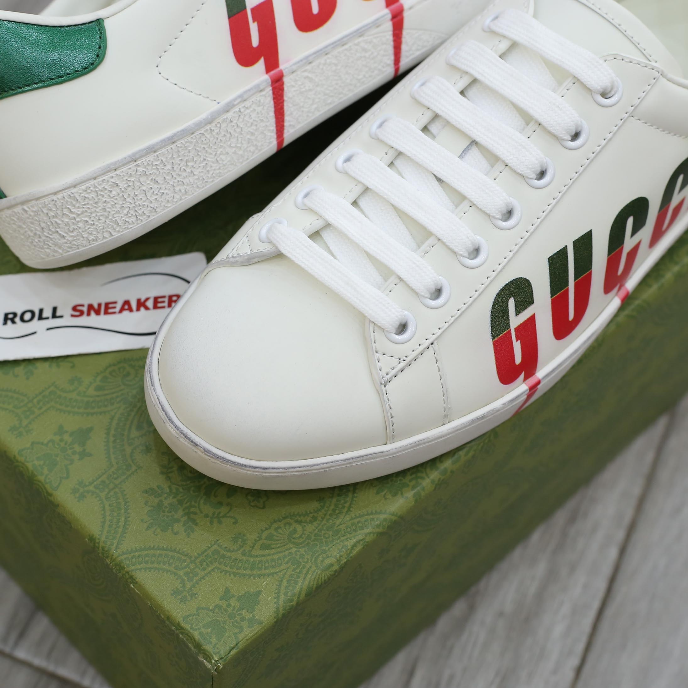 Giày Gucci Ace Sneaker with Gucci Blade Best Quality
