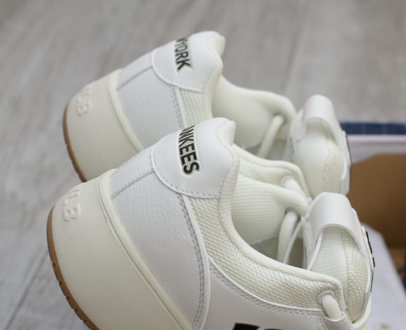 Giày MLB Chunky Wide New York Yankees Cream Trắng Kem Đế Nâu Like
