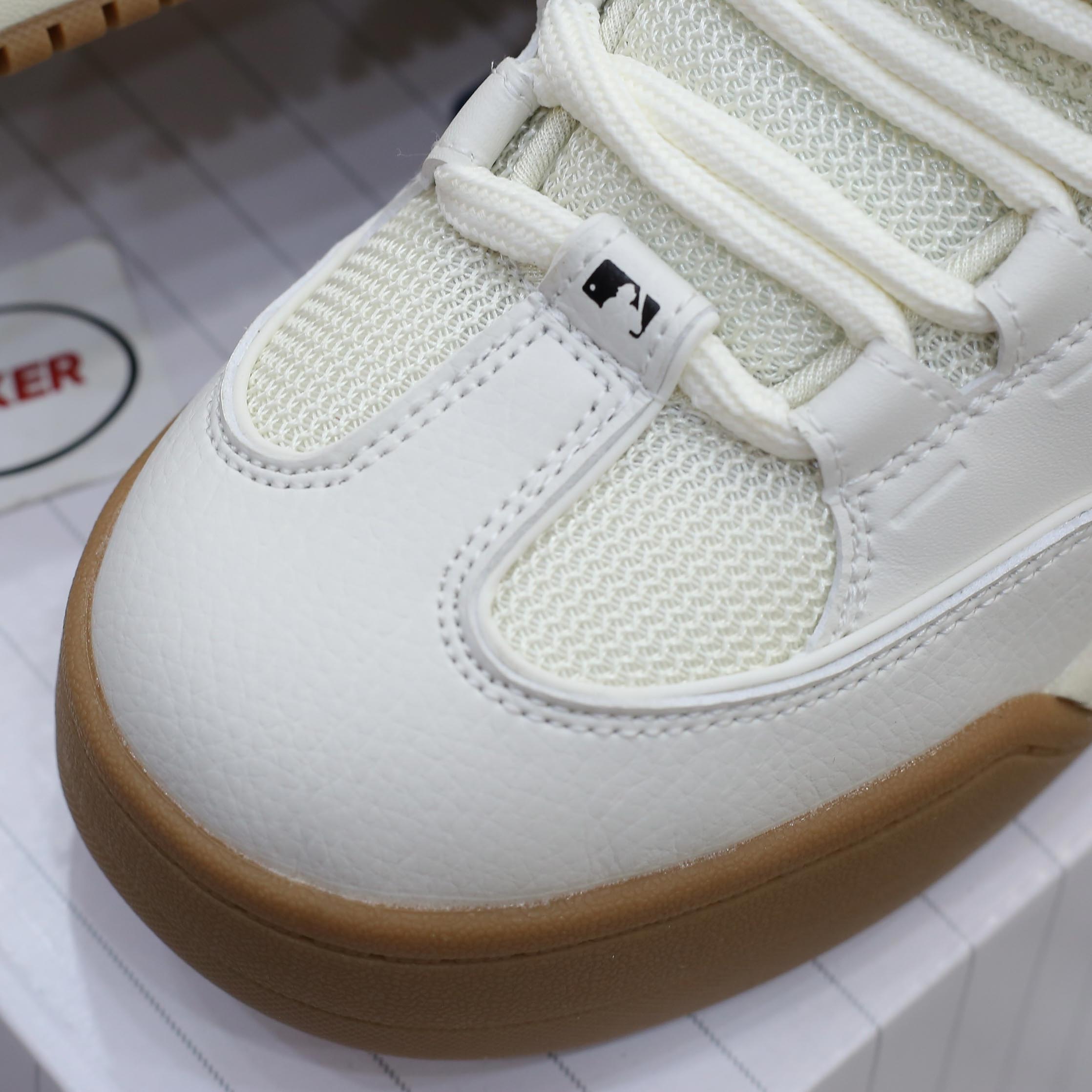 Giày MLB Chunky Wide New York Yankees Cream Trắng Kem Đế Nâu Like