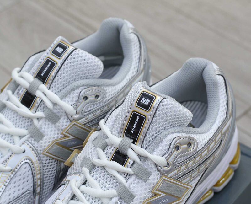 Giày New Balance 1906R White Silver Metallic Like Auth