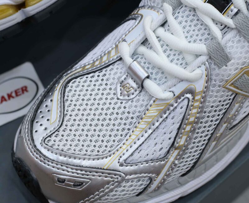 Giày New Balance 1906R White Silver Metallic Like Auth