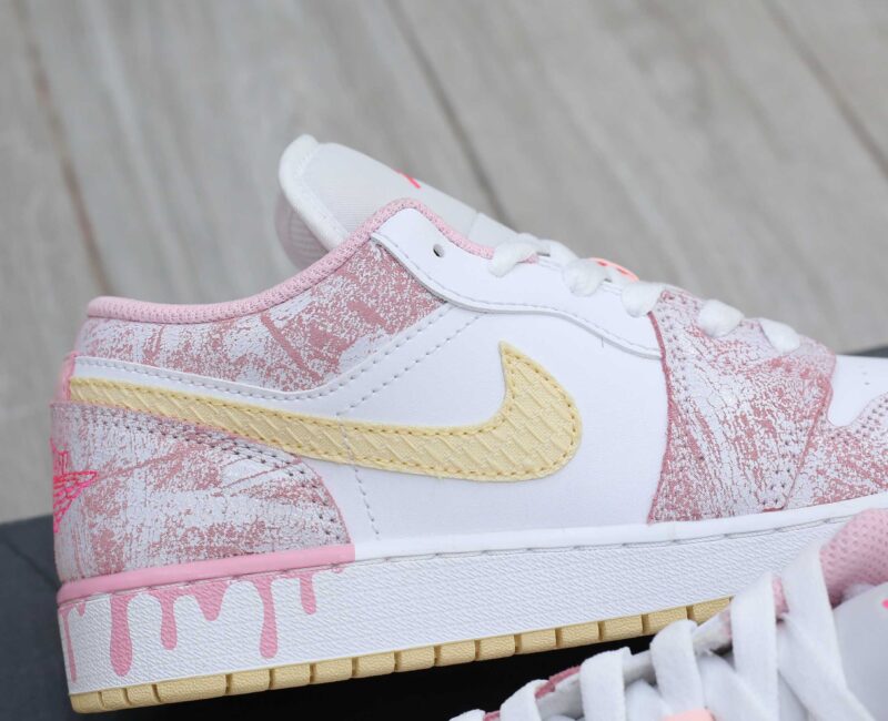 Giày Nike Air Jordan 1 Low GS Strawberry Ice Cream Best Quality