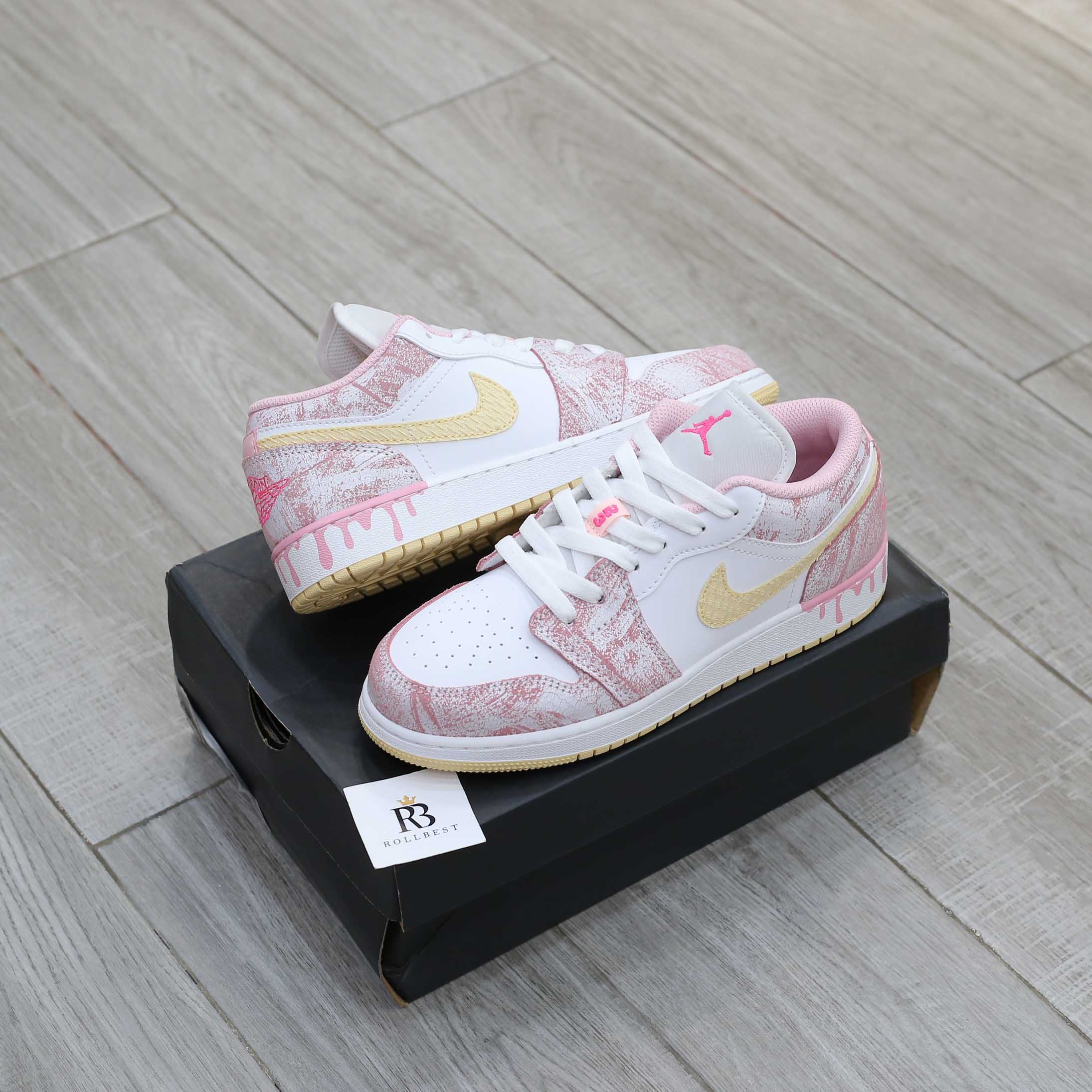 Giày Nike Air Jordan 1 Low GS Strawberry Ice Cream Best Quality