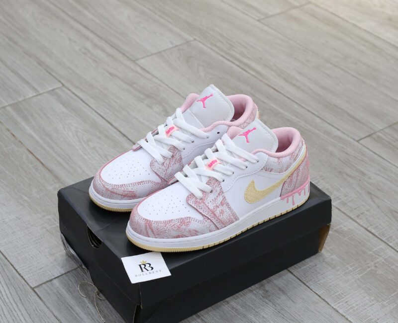 Giày Nike Air Jordan 1 Low GS Strawberry Ice Cream Best Quality