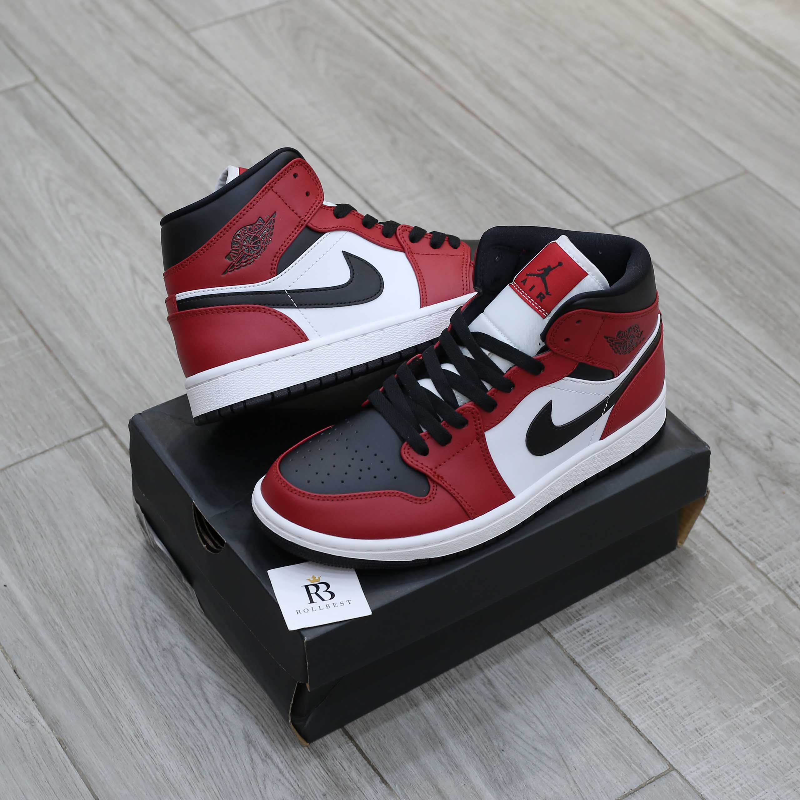 Giày Nike Air Jordan 1 Mid Chicago Black Toe Best Quality