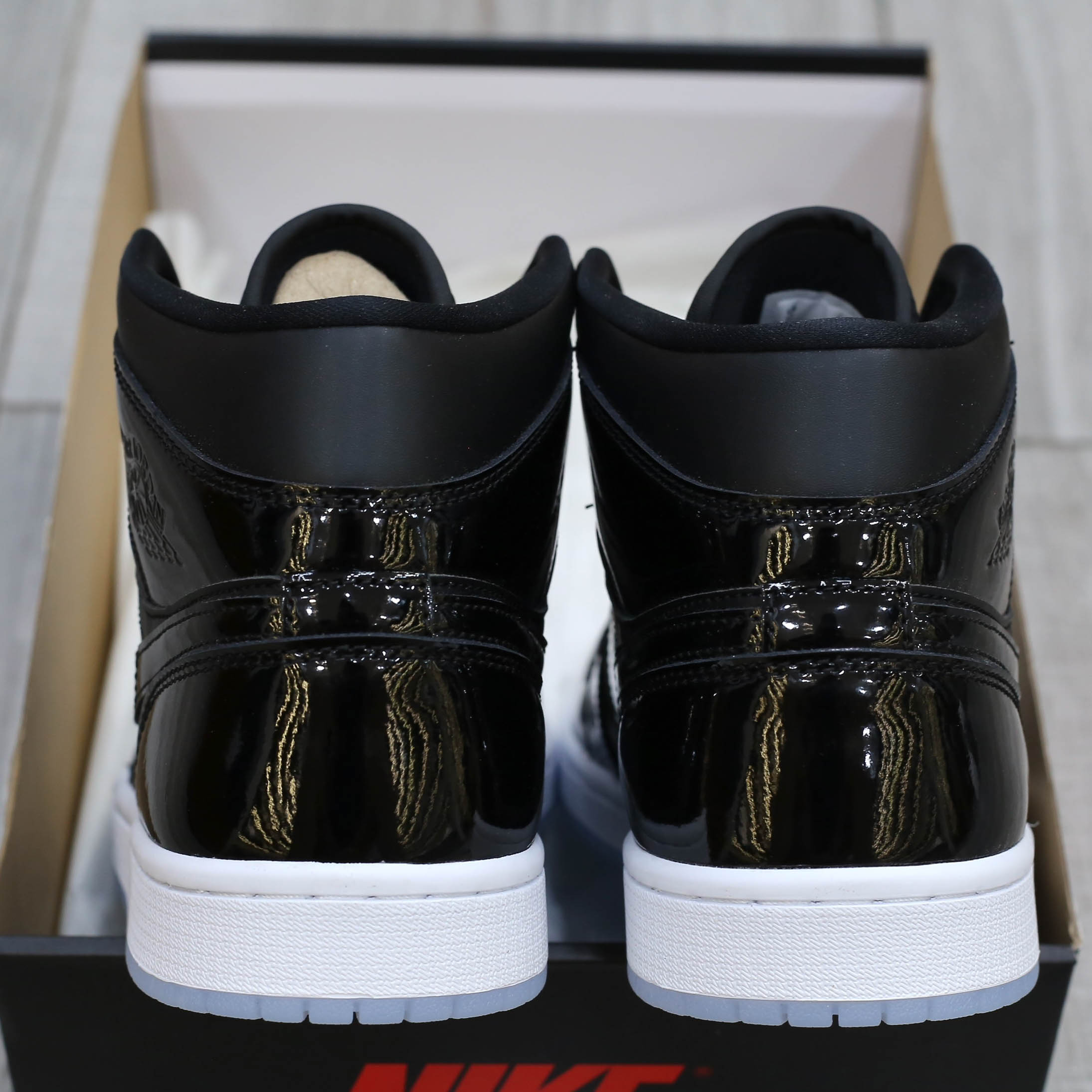 Giày Nike Air Jordan 1 Mid SE Space Jam Black Concord Best Quality