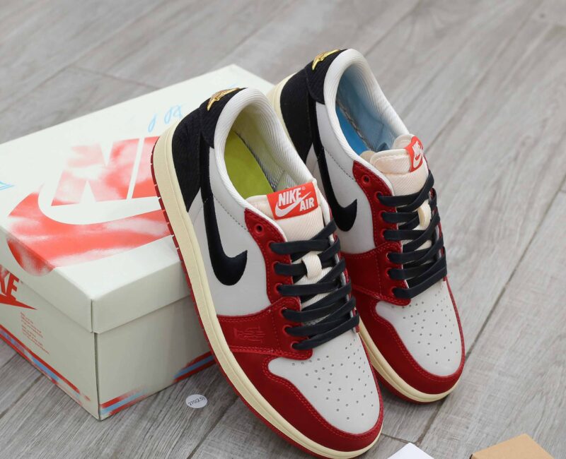 Giày Nike air Jordan 1 Retro Low OG Trophy Room Away Best Quality