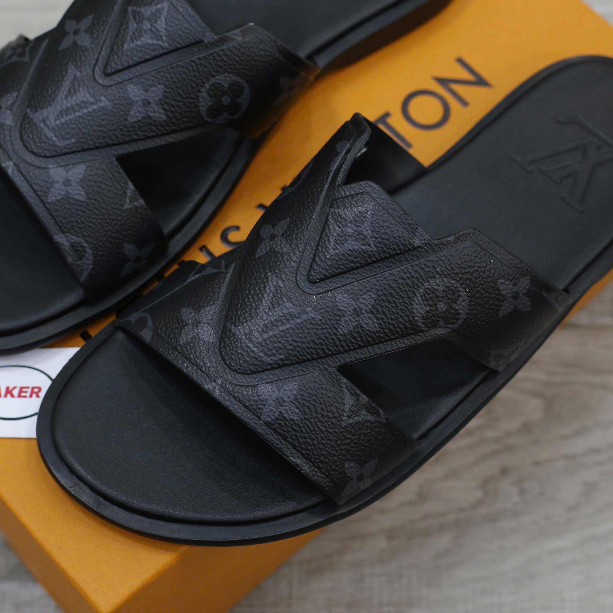 Dép LV Oasis Mule Monogram Eclipse Like Auth