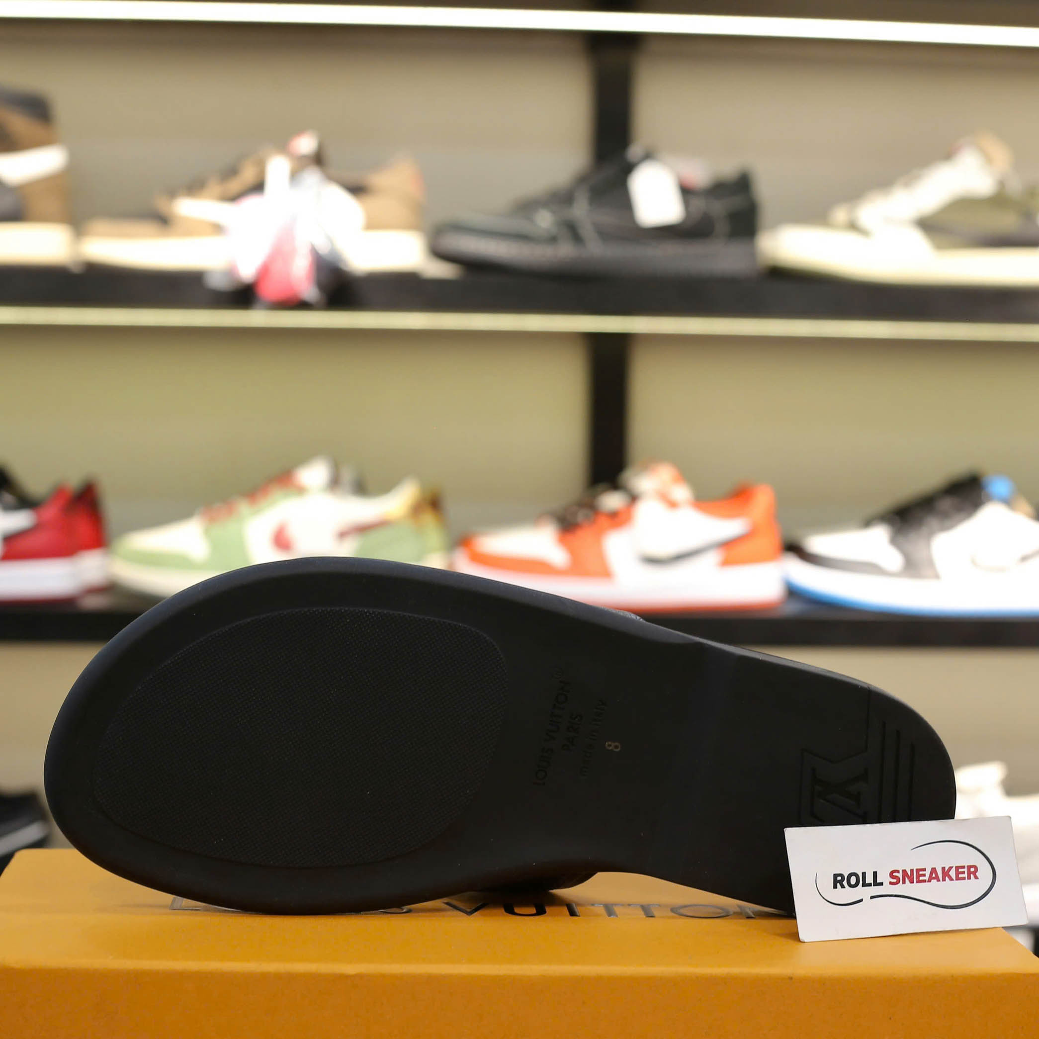 Dép LV Oasis Mule Monogram Eclipse Like Auth