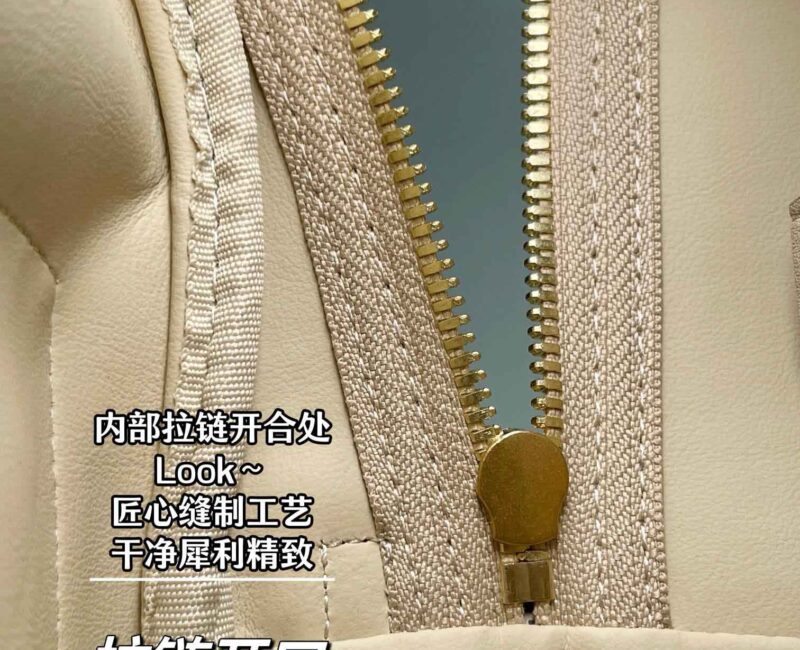 Balo MCM Stark Side Studs White Mini Best Quality