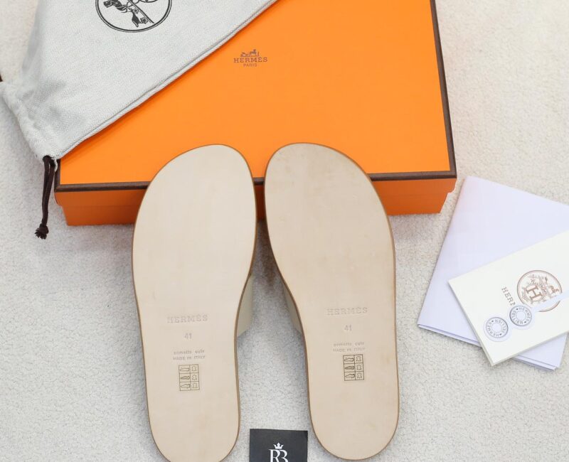 Dép Hermes Blanc Gomme da Epsom Lót Đế Celestial Blue Like Auth