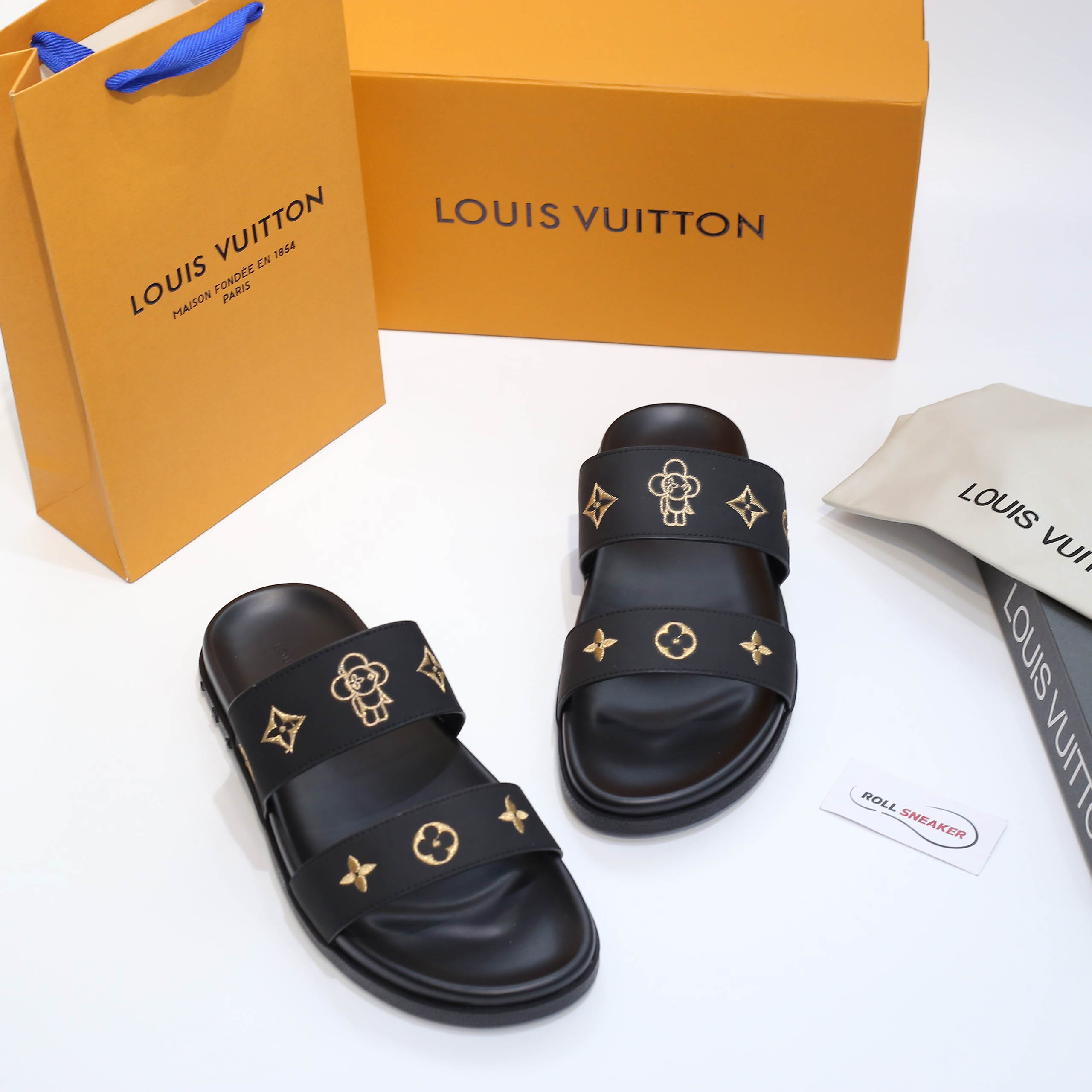 Dép Louis Vuitton Nam Màu Đen Họa Tiết Hoa Vàng Best Quality