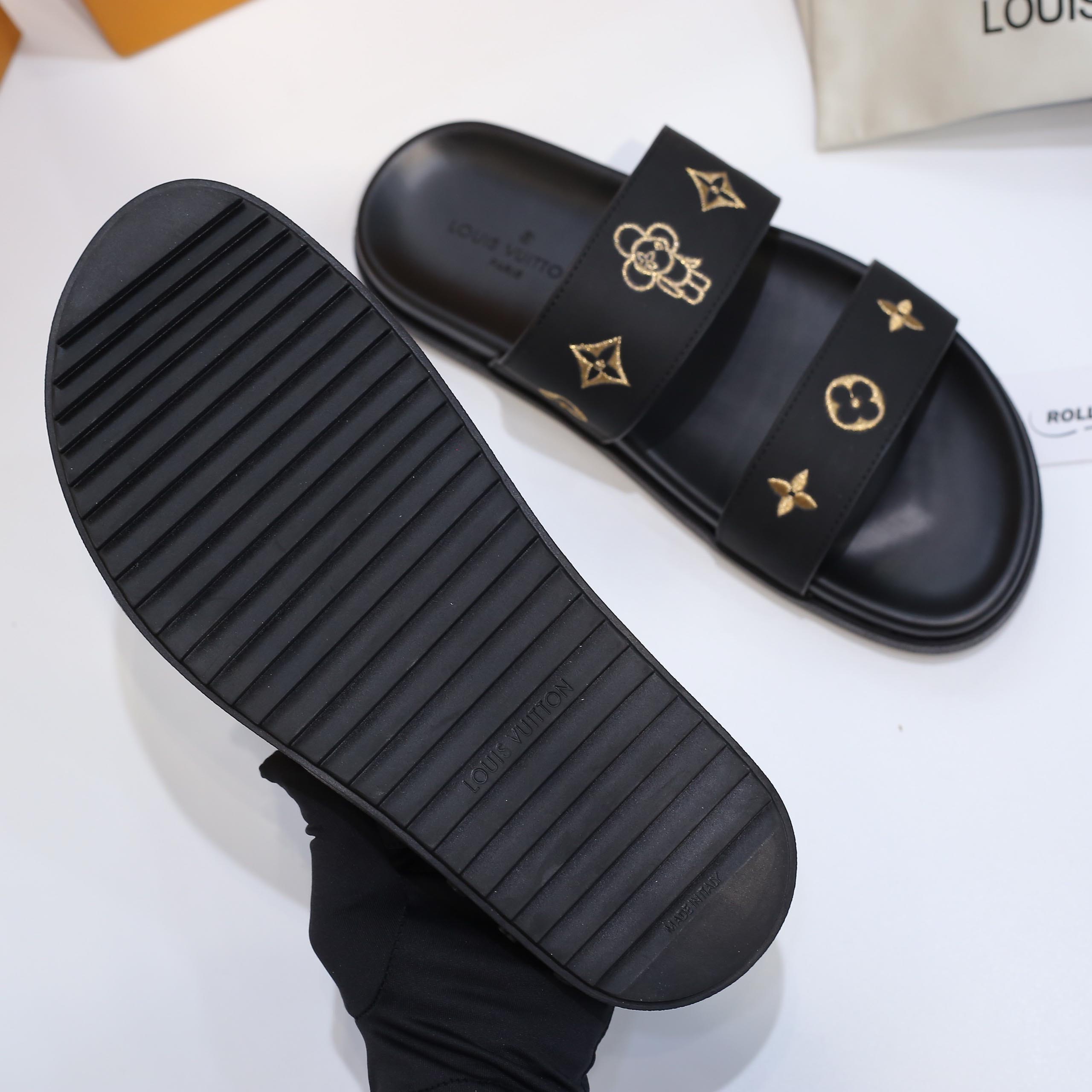 Dép Louis Vuitton Nam Màu Đen Họa Tiết Hoa Vàng Best Quality