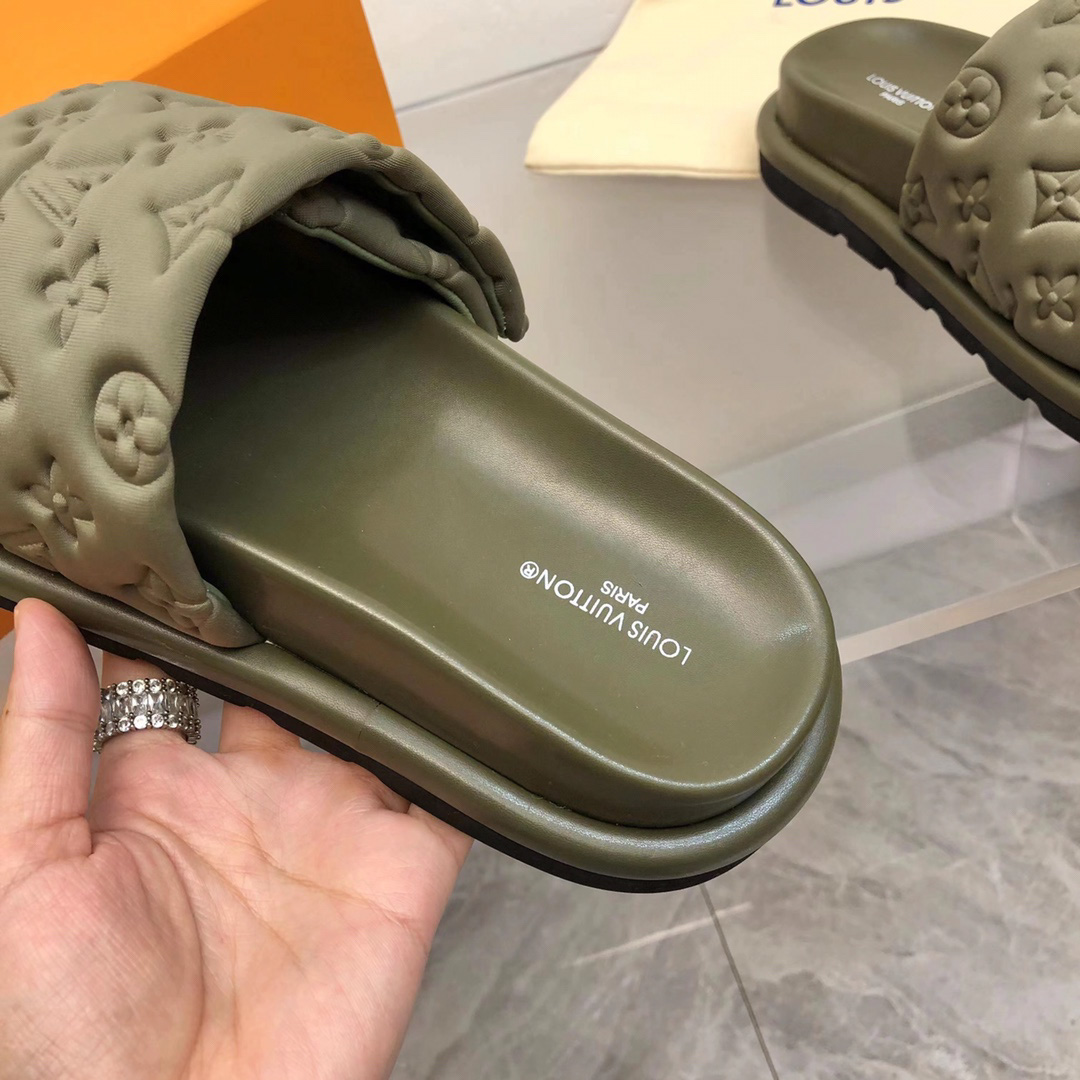 Dép Louis Vuitton Pool Pillow Flat Comfort Mule Brown Best Quality