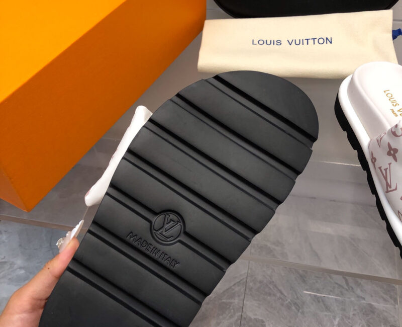 Dép Louis Vuitton Pool Pillow Flat Comfort Mules Beige Best Quality