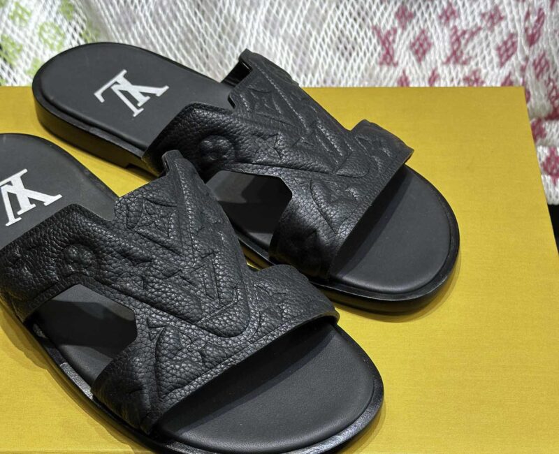 Dép LV Oasis Mule Denim Monogram Embossed Best Quality