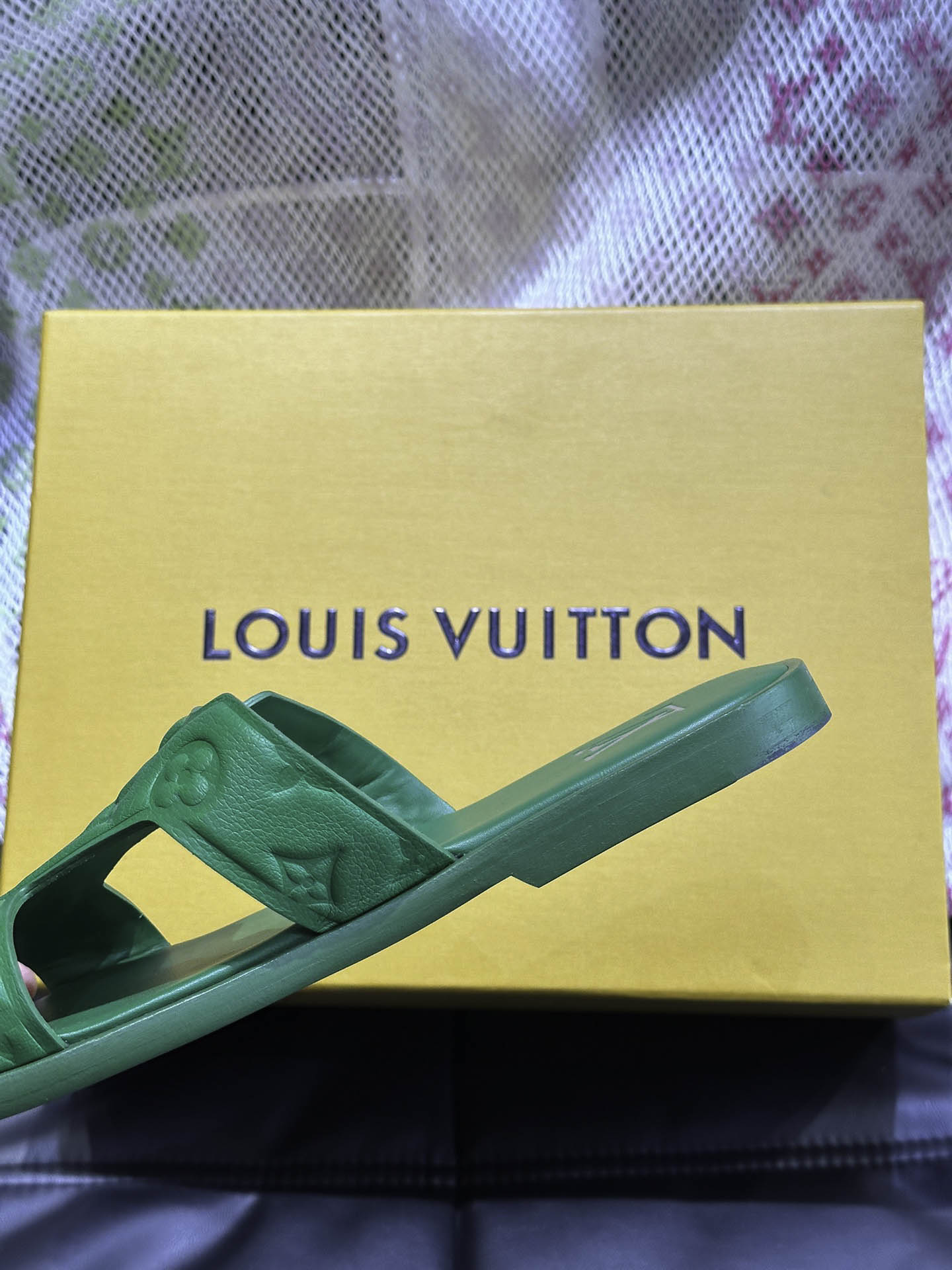 Dép LV Oasis Mule Denim Monogram Embossed Best Quality