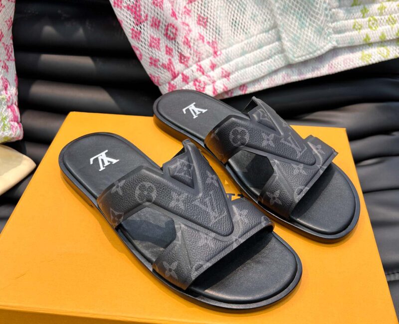 Dép LV Oasis Mule Monogram Eclipse Best Quality