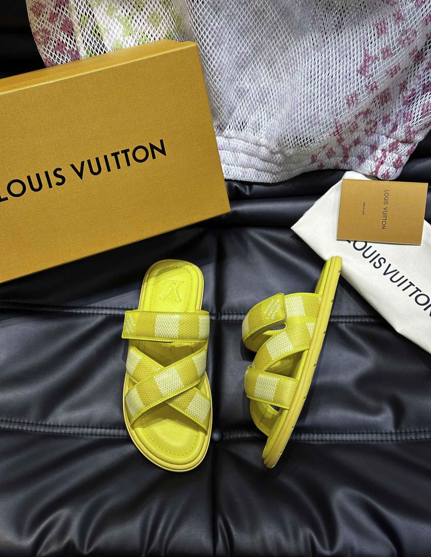 Dép LV Venice Mule Monogram Eclipse Best Quality