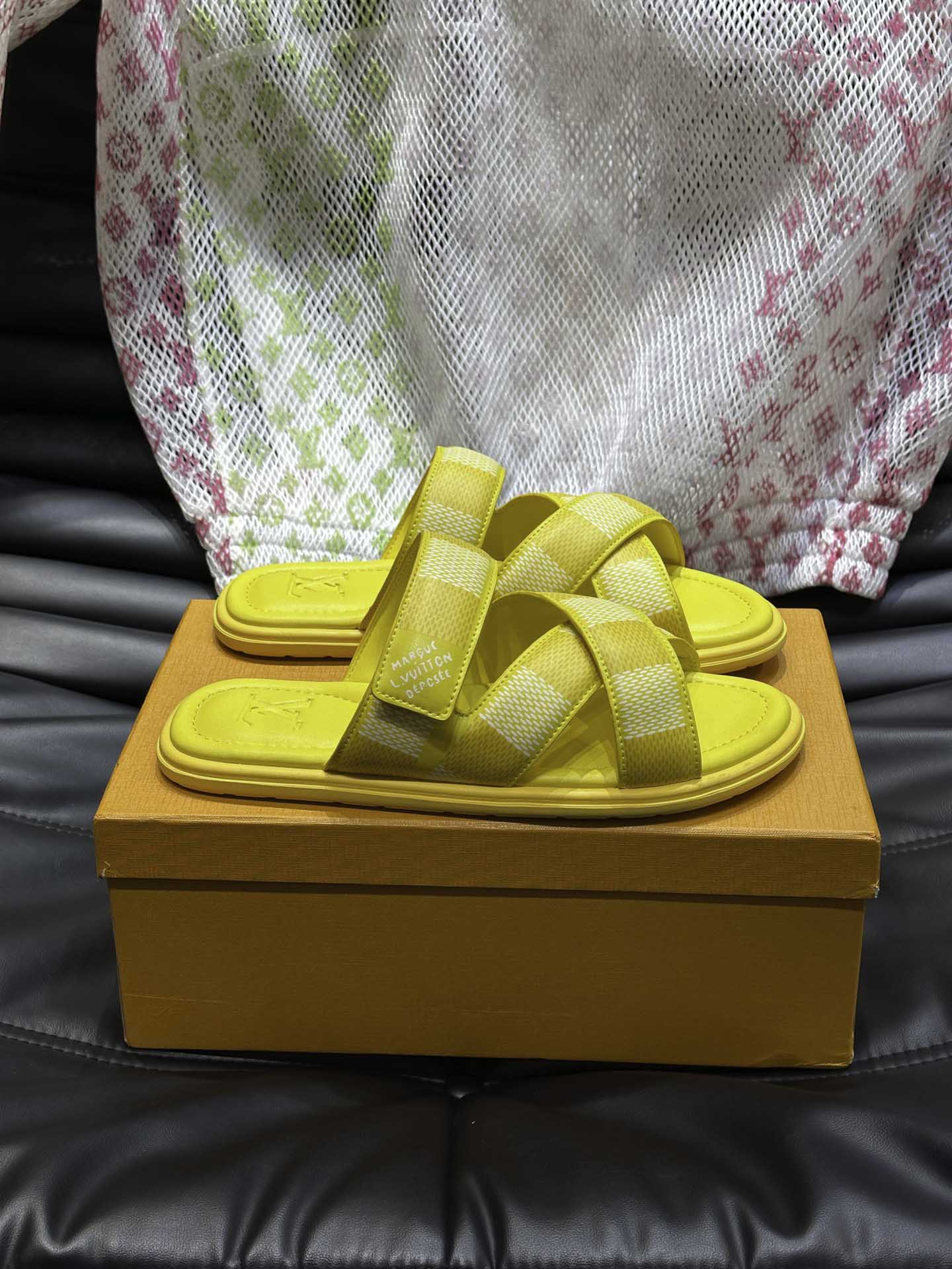 Dép LV Venice Mule Monogram Eclipse Best Quality