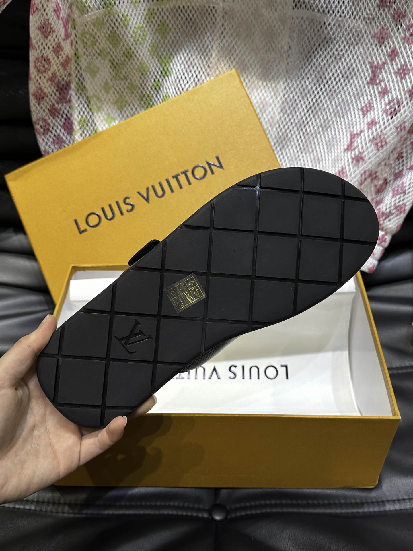 Dép LV Venice Mule Monogram Eclipse Best Quality