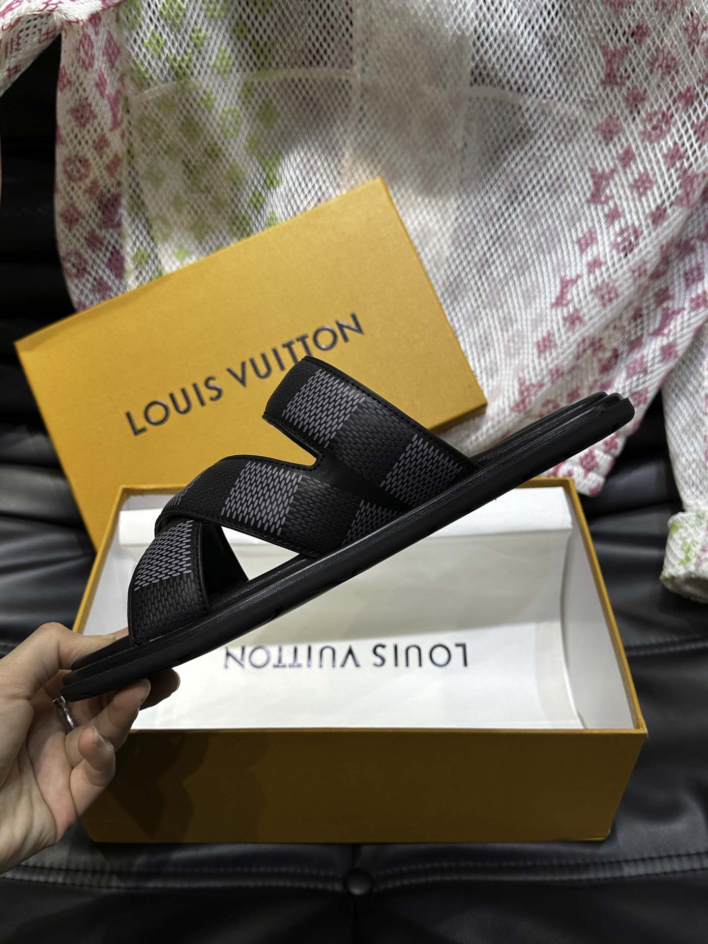 Dép LV Venice Mule Monogram Eclipse Best Quality