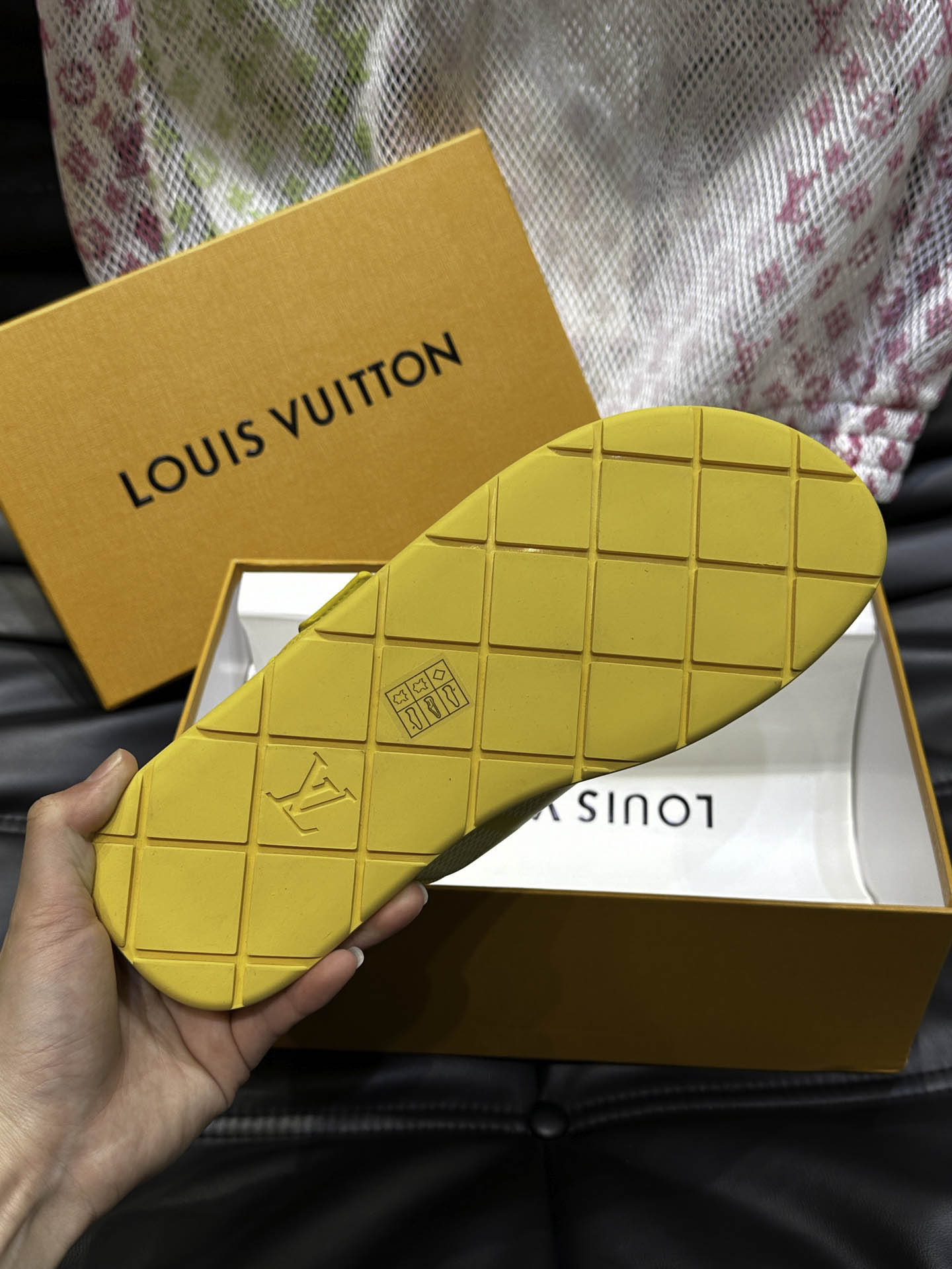 Dép LV Venice Mule Monogram Eclipse Best Quality