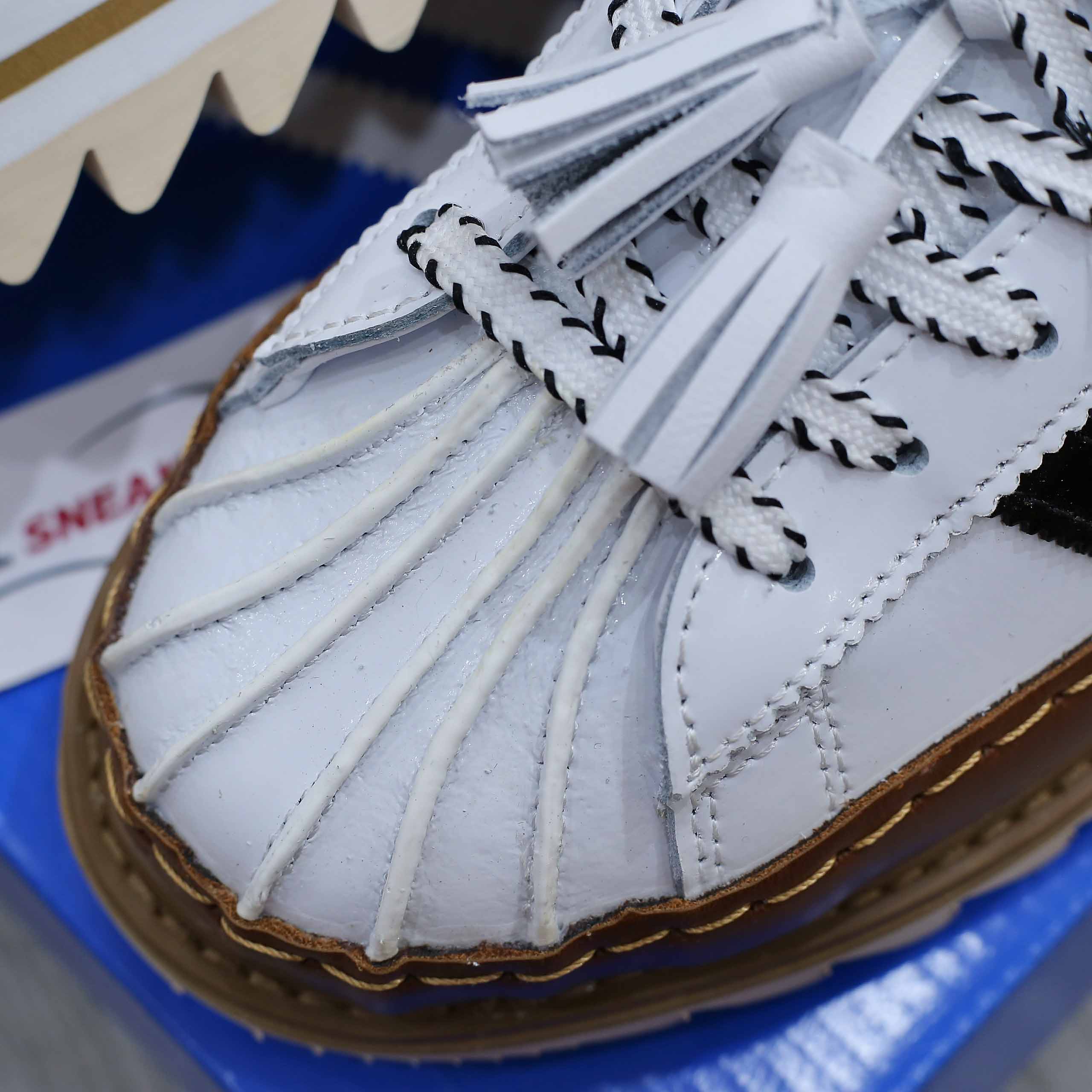 Giày Adidas Superstar CLOT By Edison Chen White Crystal Sand Like Auth