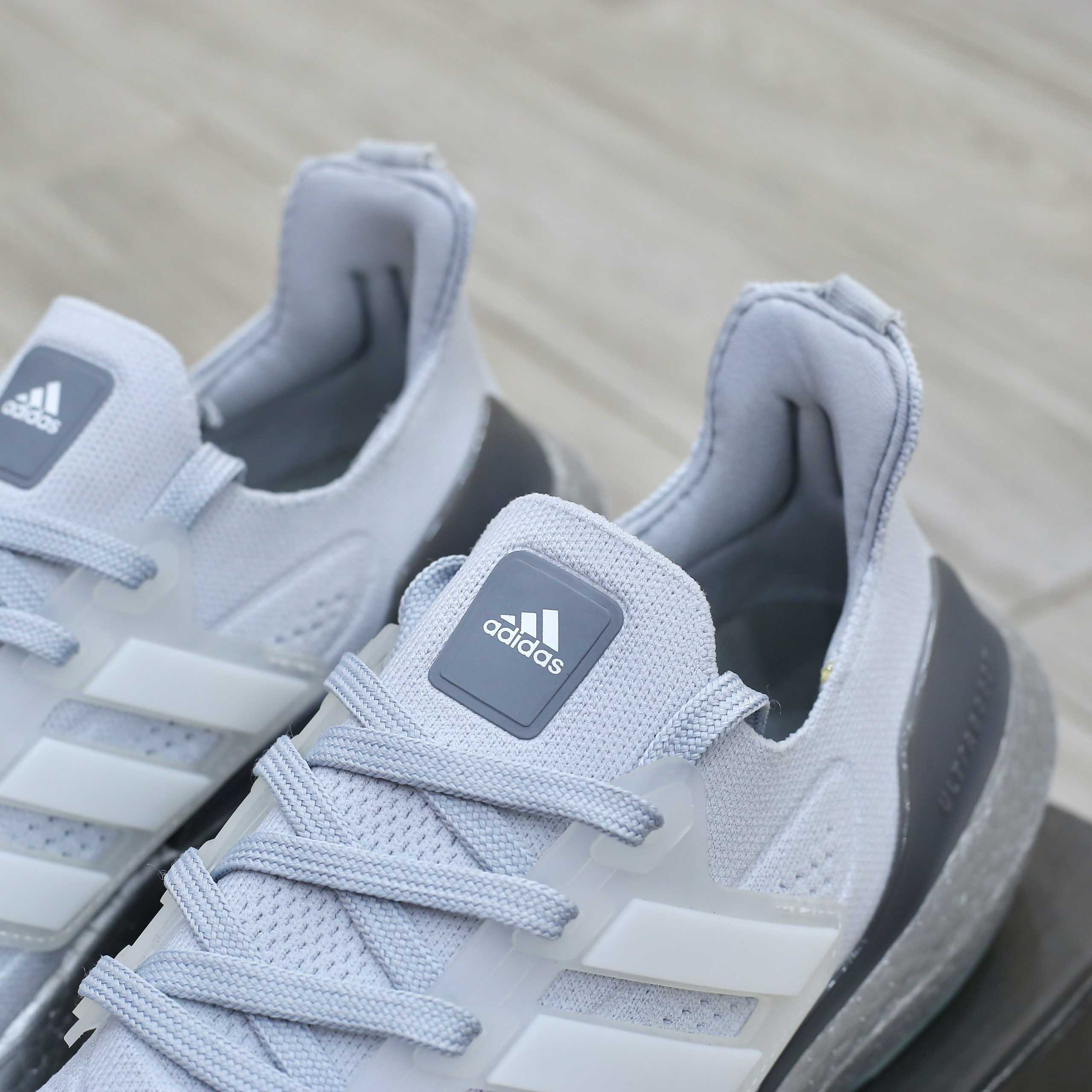 Giày Adidas Ultraboost 21 J 'Crystal White Silver' Like Auth