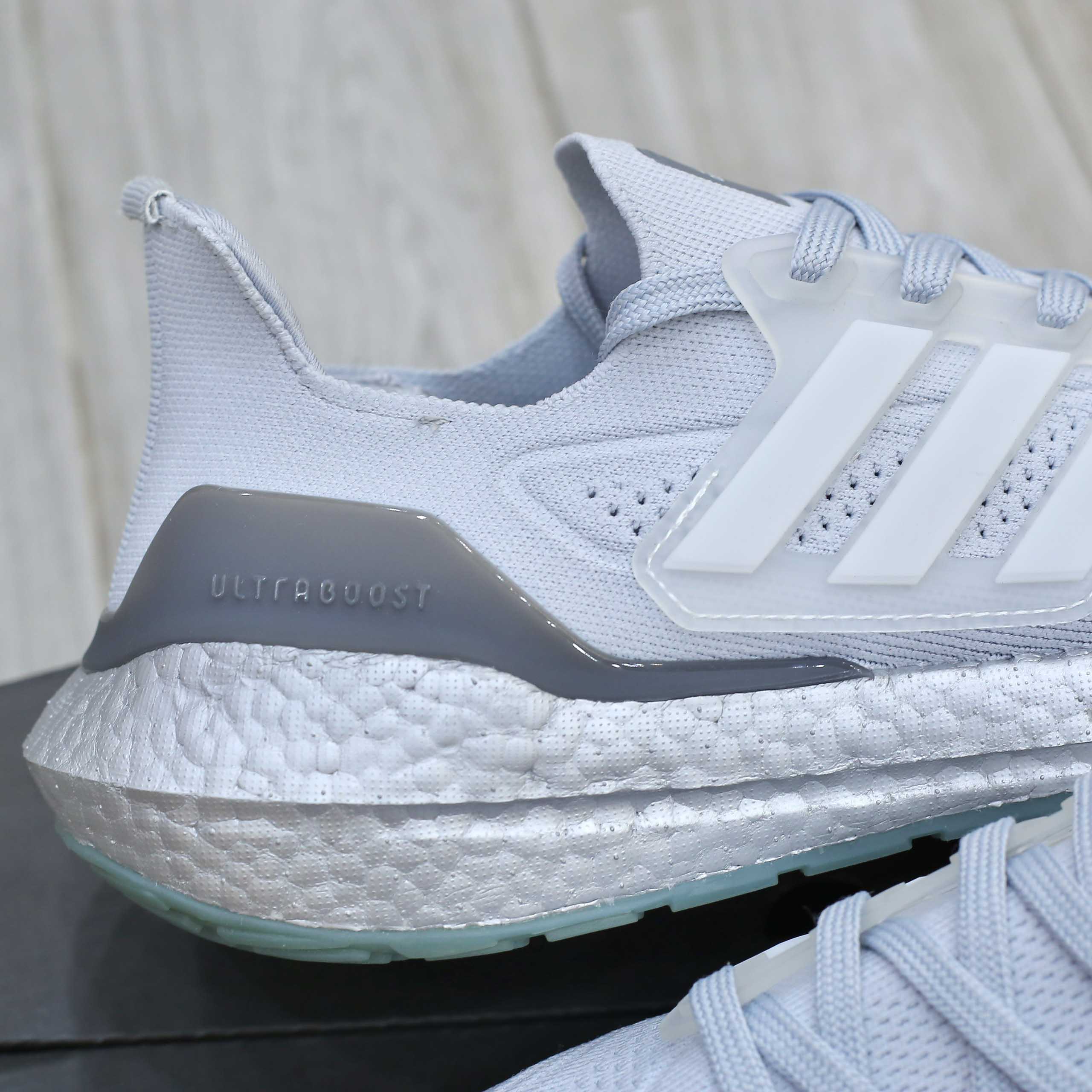 Giày Adidas Ultraboost 21 J 'Crystal White Silver' Like Auth