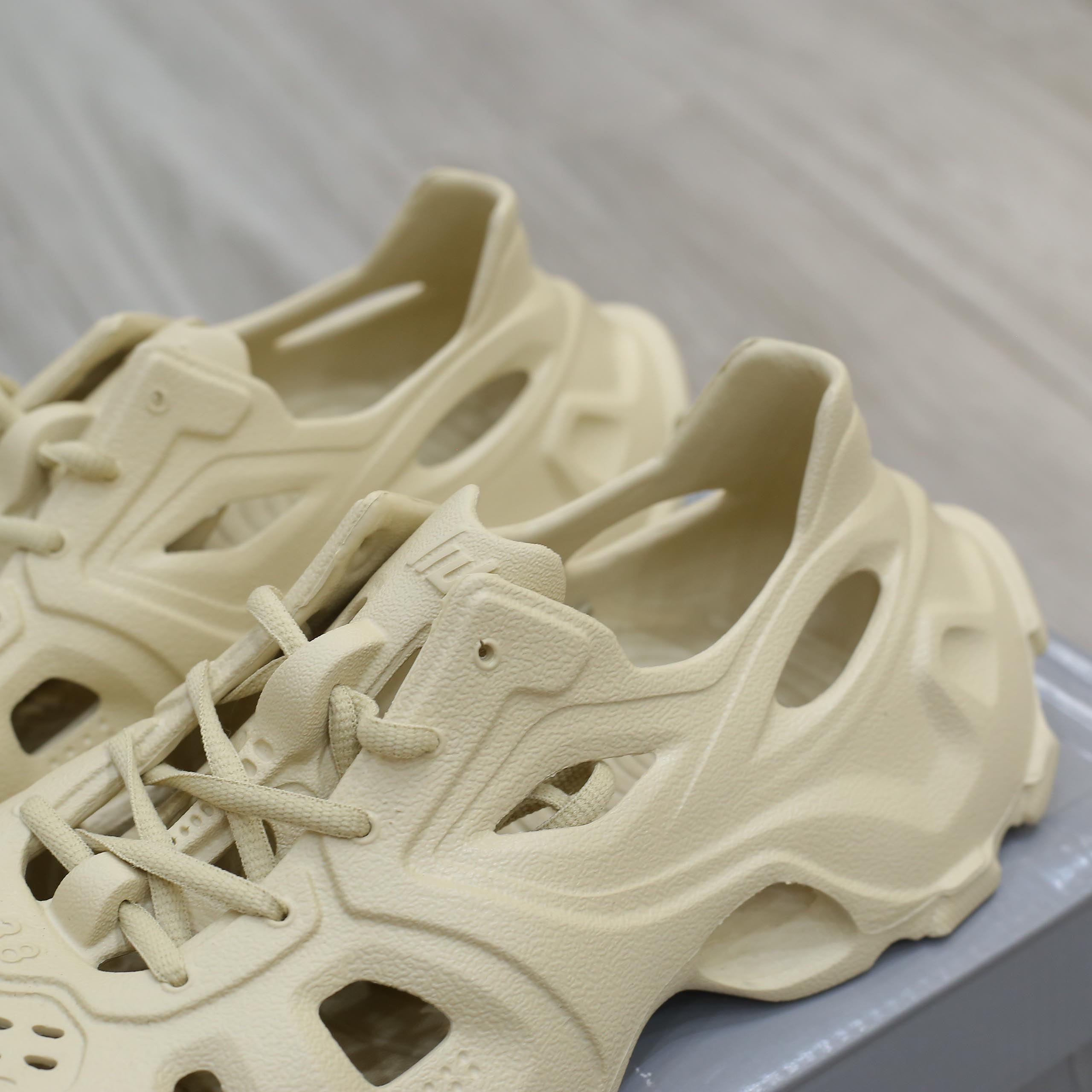 Giày Balenciaga HD Lace-up Trainers 'Nude' Like Auth