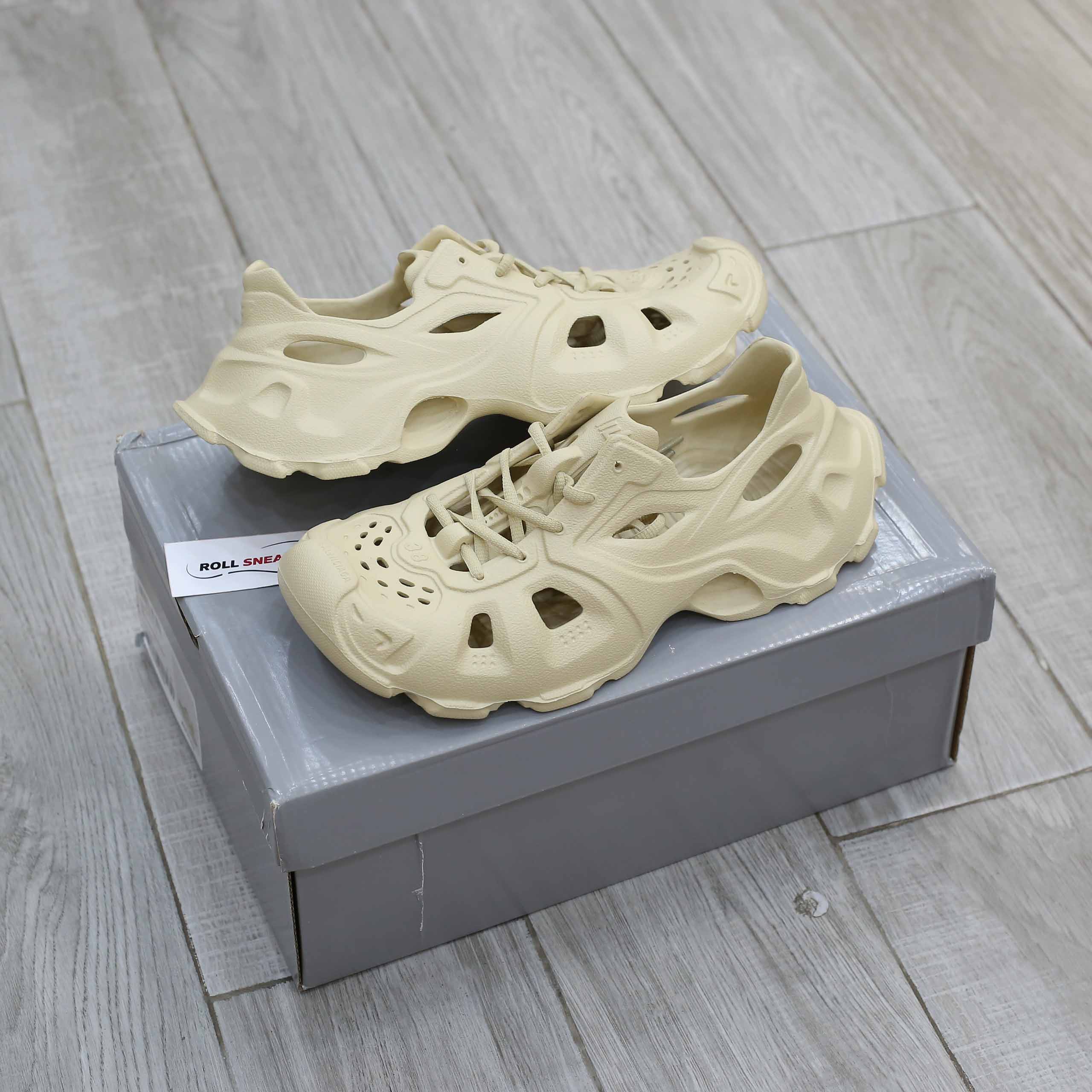 Giày Balenciaga HD Lace-up Trainers 'Nude' Like Auth