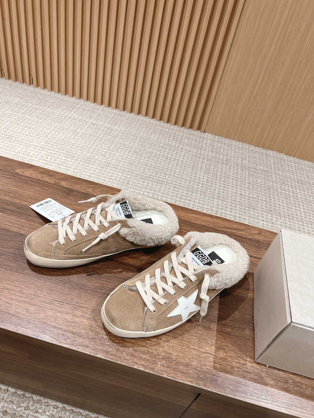 Giày Golden Goose 20mm Super-Star Suede & Shearling Mules Best Quality