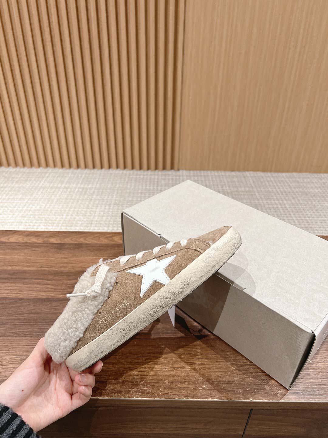 Giày Golden Goose 20mm Super-Star Suede & Shearling Mules Best Quality