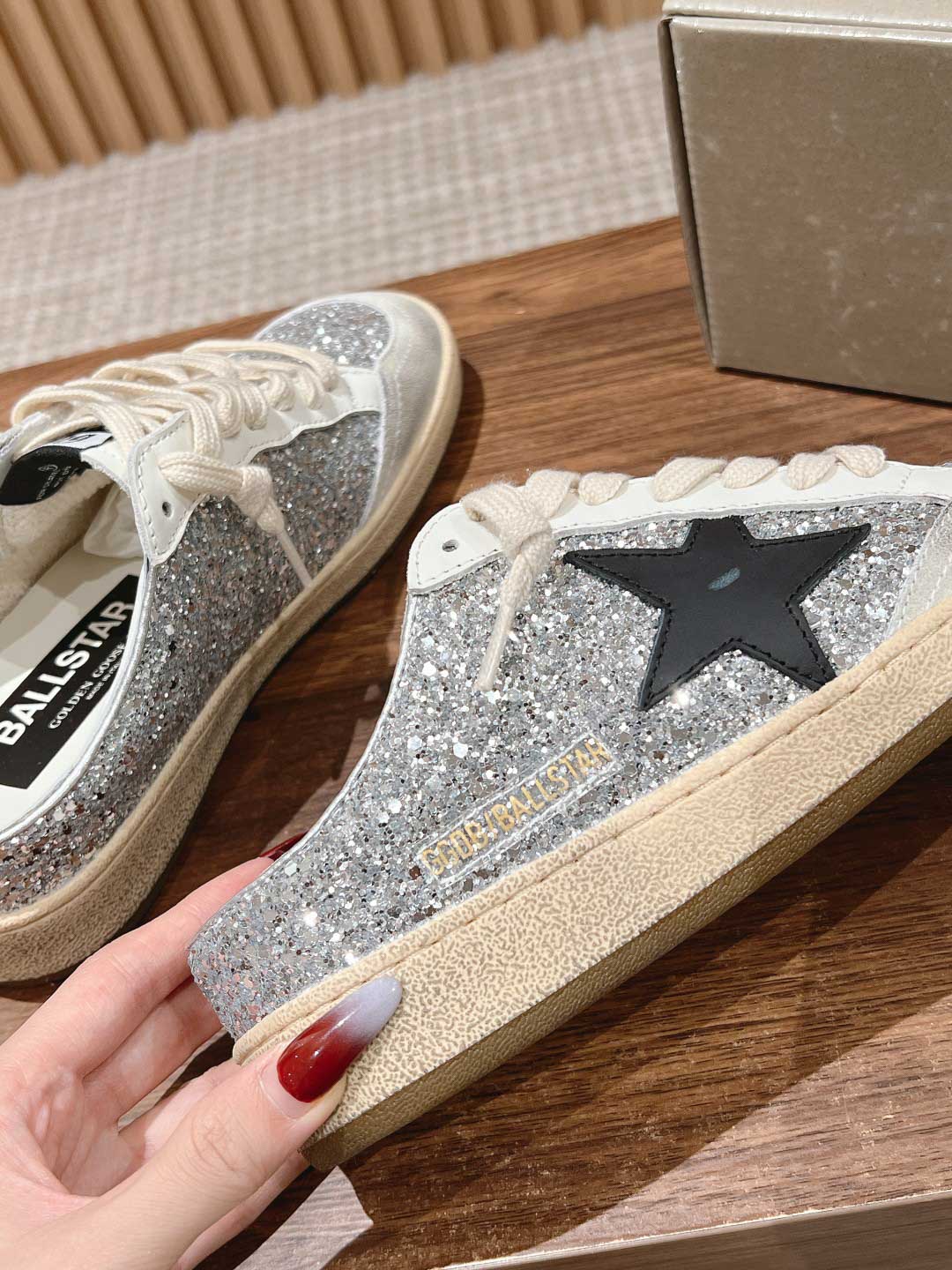 Giày Golden Goose Ball Star Slip on Glitter Detailing Best Quality